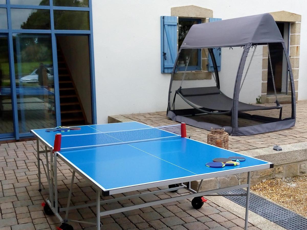 Maison Spacieuse A Plougonven Avec Jacuzzi Et Jardin Eksteriør billede