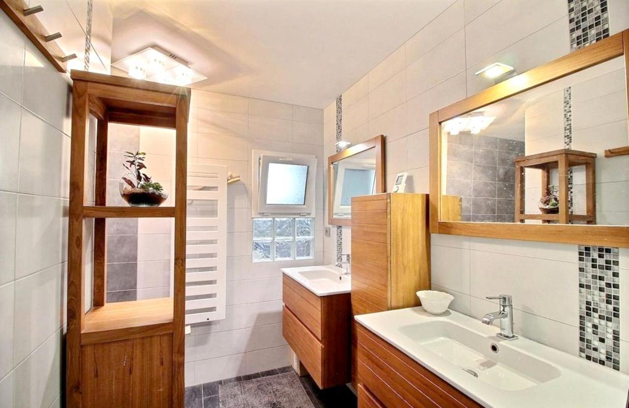 Maison Spacieuse A Plougonven Avec Jacuzzi Et Jardin Eksteriør billede