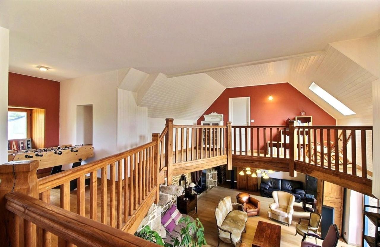 Maison Spacieuse A Plougonven Avec Jacuzzi Et Jardin Eksteriør billede