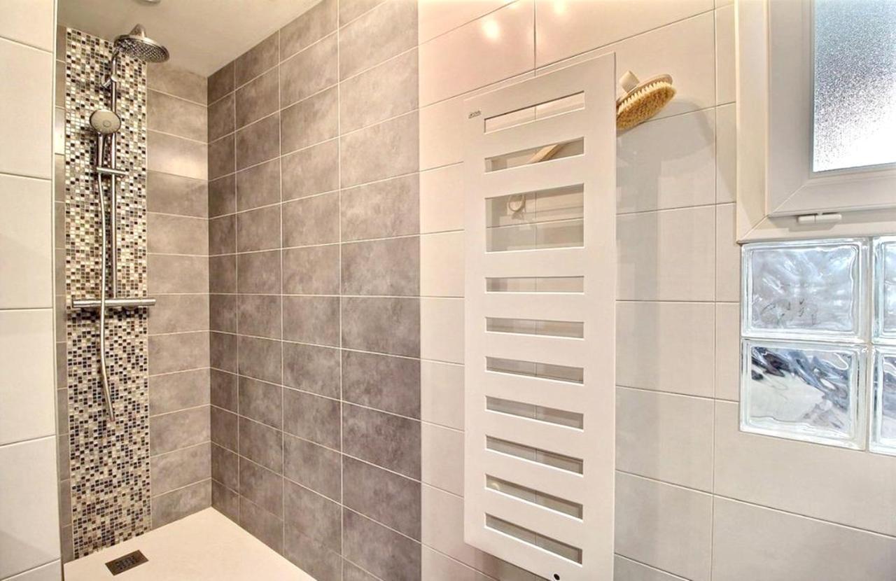 Maison Spacieuse A Plougonven Avec Jacuzzi Et Jardin Eksteriør billede
