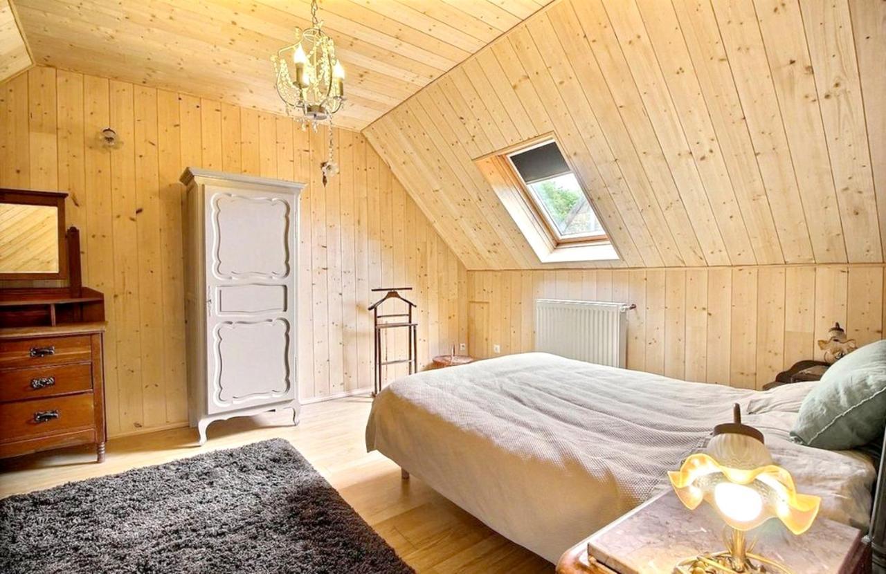 Maison Spacieuse A Plougonven Avec Jacuzzi Et Jardin Eksteriør billede